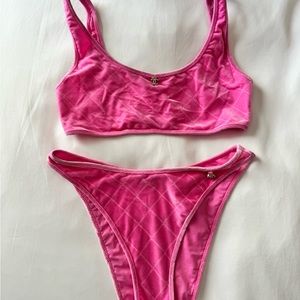 Chanel Coco Beach summer 2023 pink bikini, sold out everywhere. Size 36.